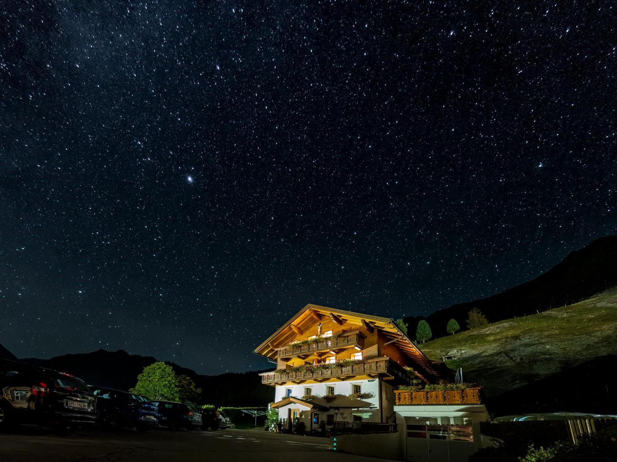 Apartmenthaus Innerkratzerhof Pragraten ภายนอก รูปภาพ