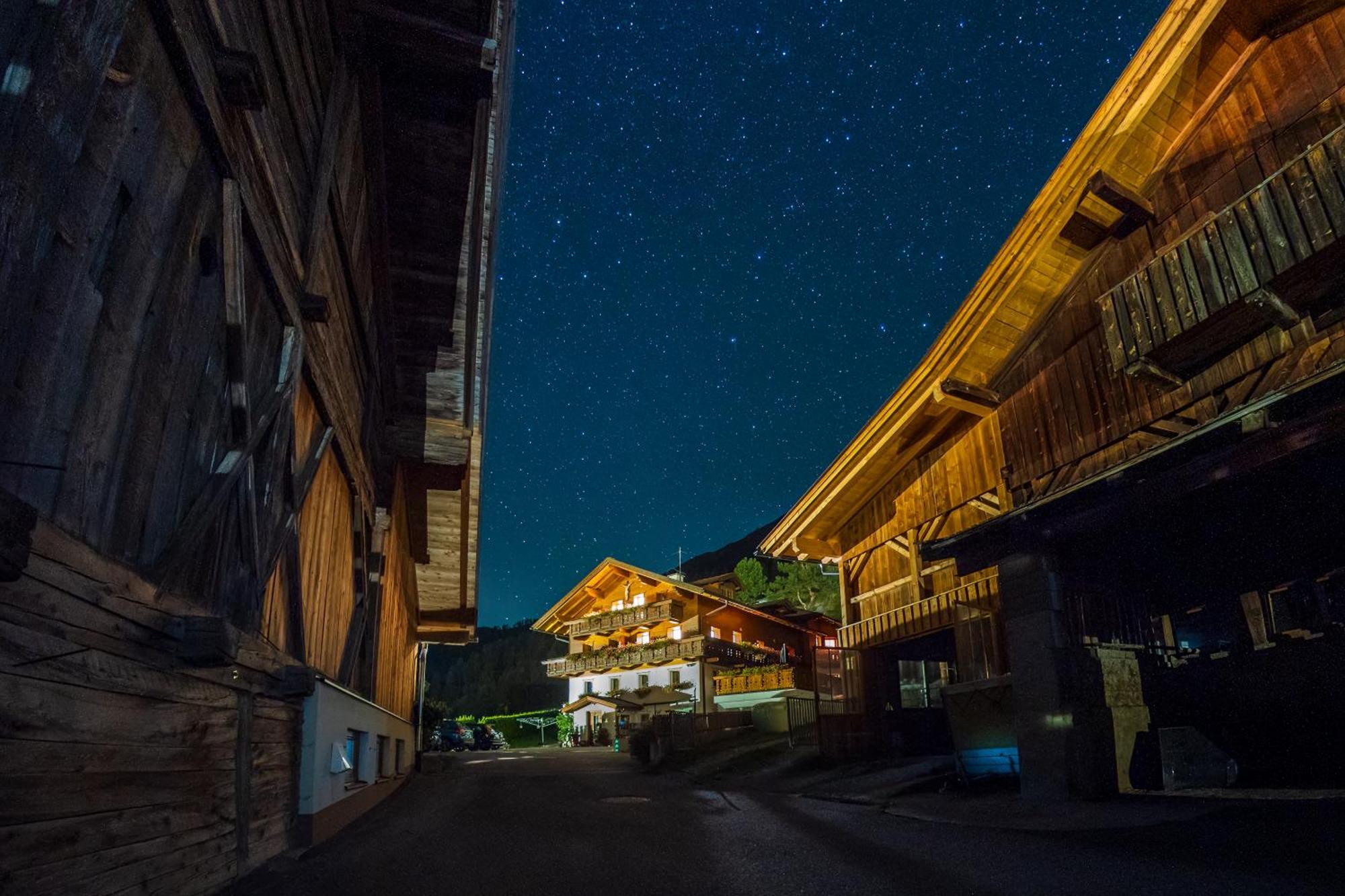 Apartmenthaus Innerkratzerhof Pragraten ภายนอก รูปภาพ